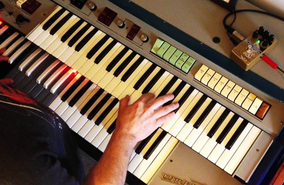 Arturia Farfisa V「1.12.0 (3420)」
